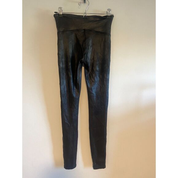 Spanx Shape Faux Leather Legging in Black Size MEDIUM - Picture 3 of 6